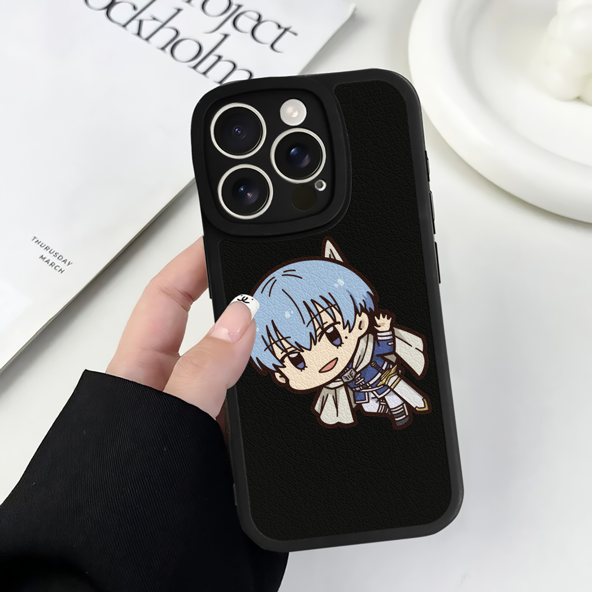 （画像用） 葬送のフリーレン Frieren 【iPhone 16シリーズ対応】シリコンスマホケース（レザー調） 材質：シリコン